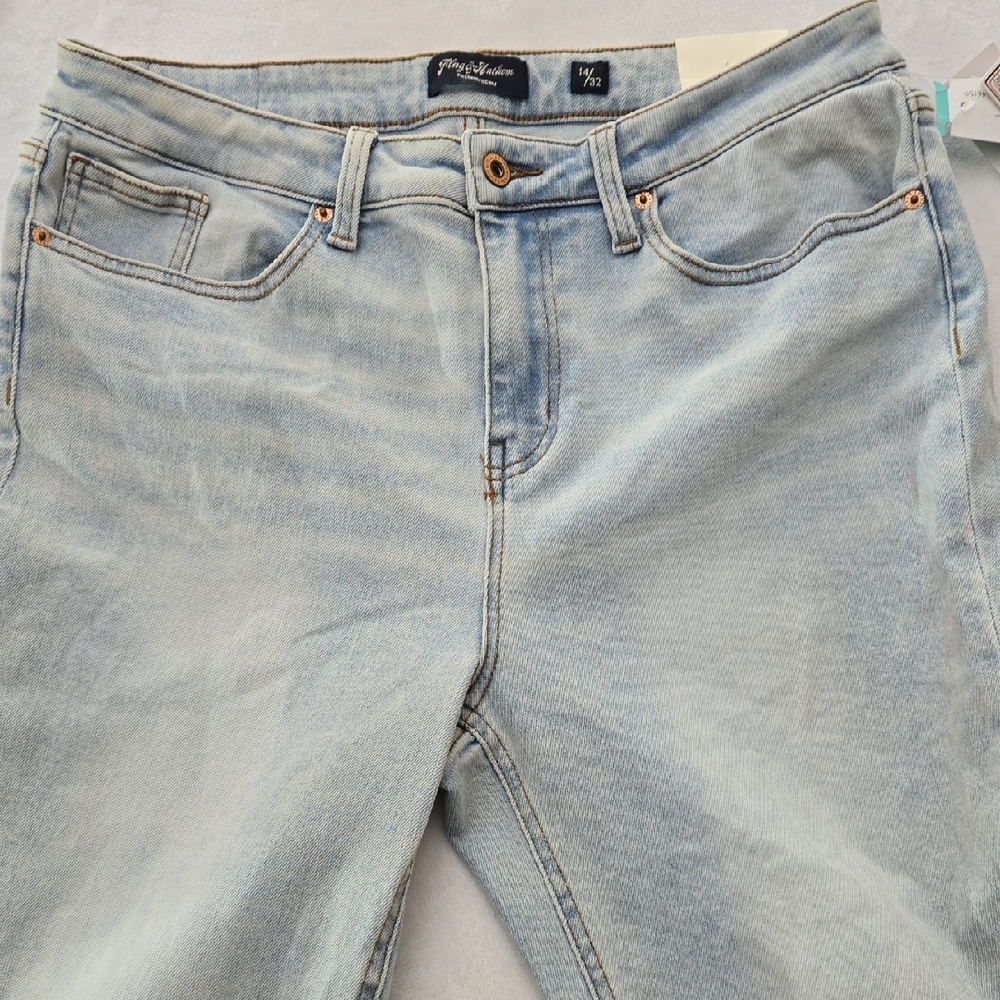 Flag & Anthem High Rise Straight‎ Jeans in Indigo. Size 14